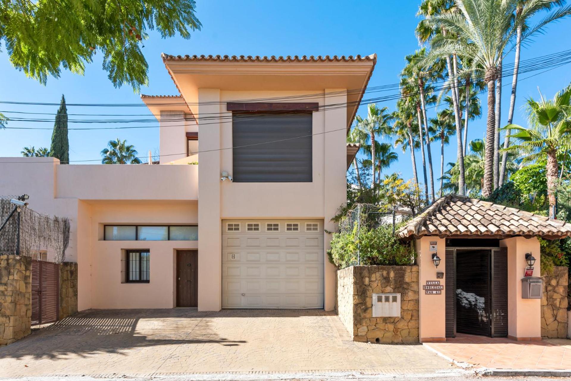 Luxury Villa Robledal By Mabiente - Views Of The Sea And The Golf Course Marbella Exterior foto